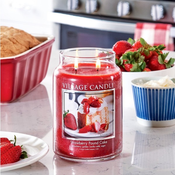 Strawberry Pound Cake - 454g von Village Candle