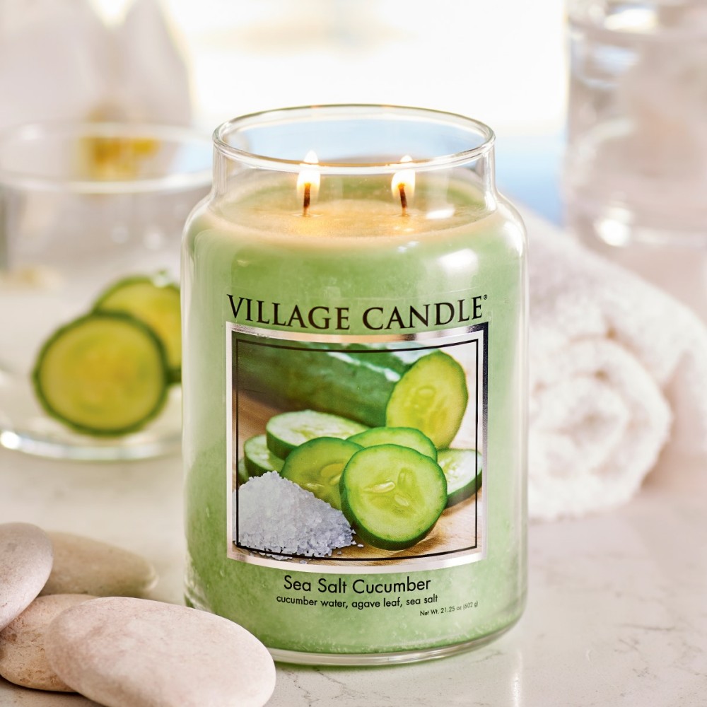 Sea Salt Cucumber - 454g von Village Candle