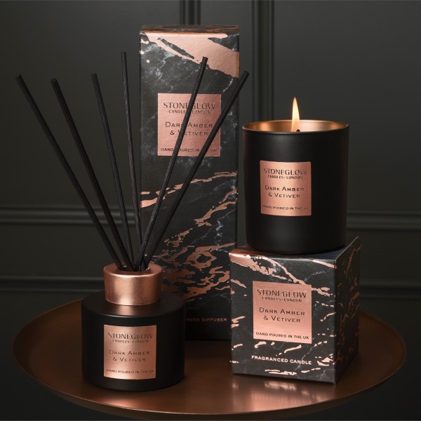Luna Duftkerze - Dark Amber & Vetivert von Stoneglow