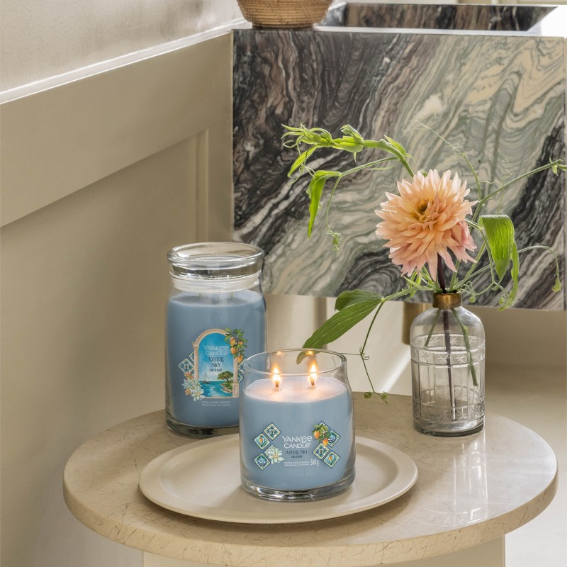 Azure Sky - Signature Jar M von Yankee Candle